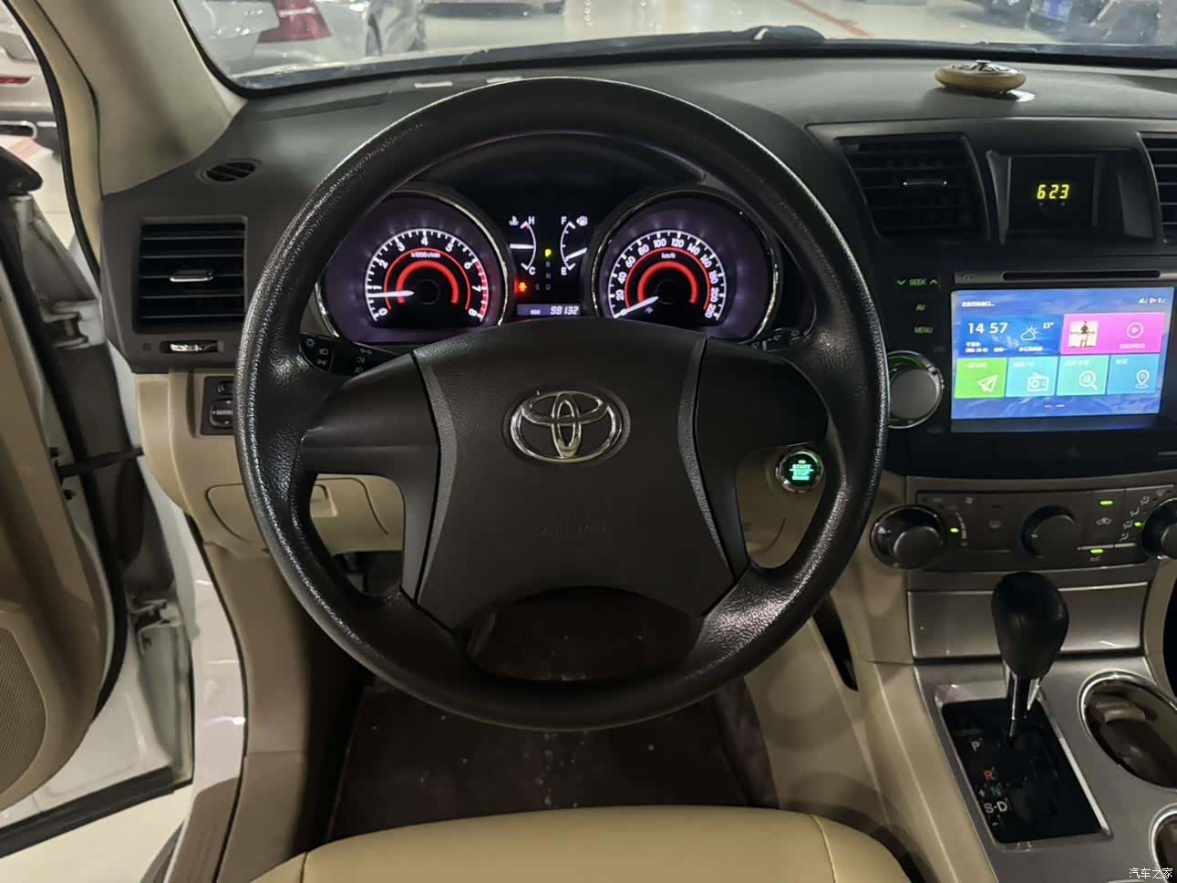 Toyota Highlander, 2015 все фото