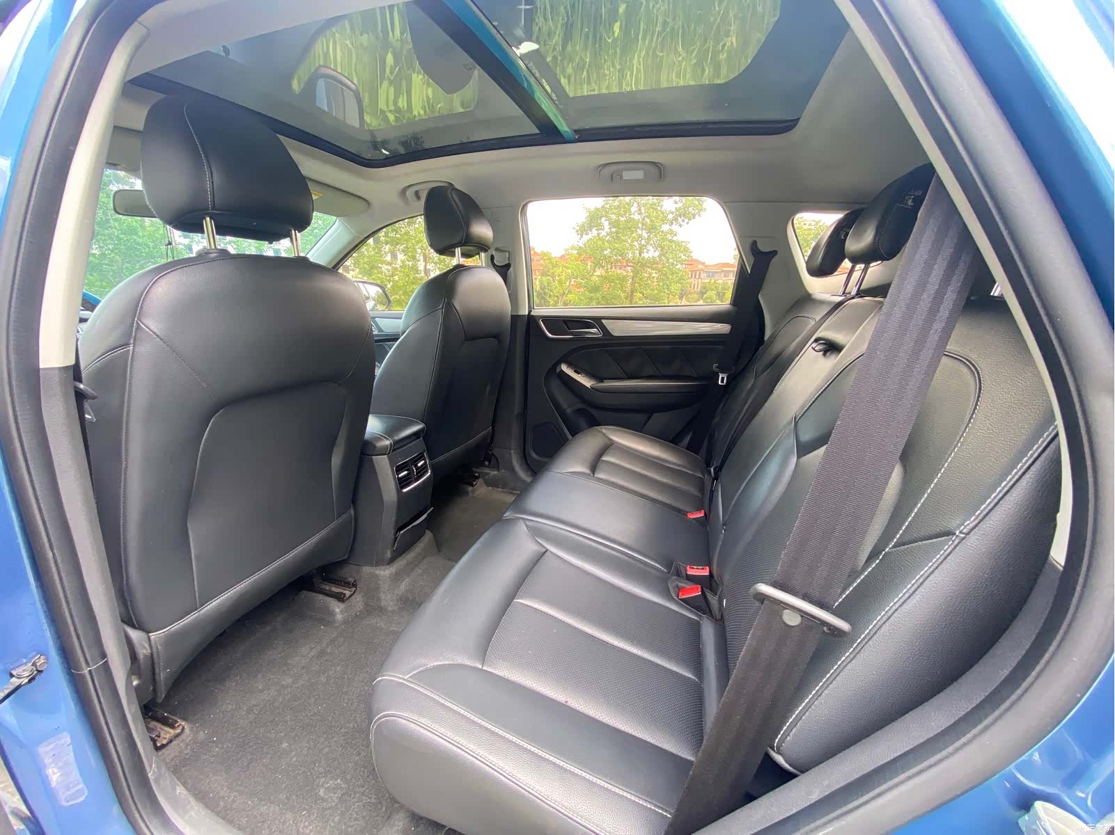 Roewe RX5, 2018 11