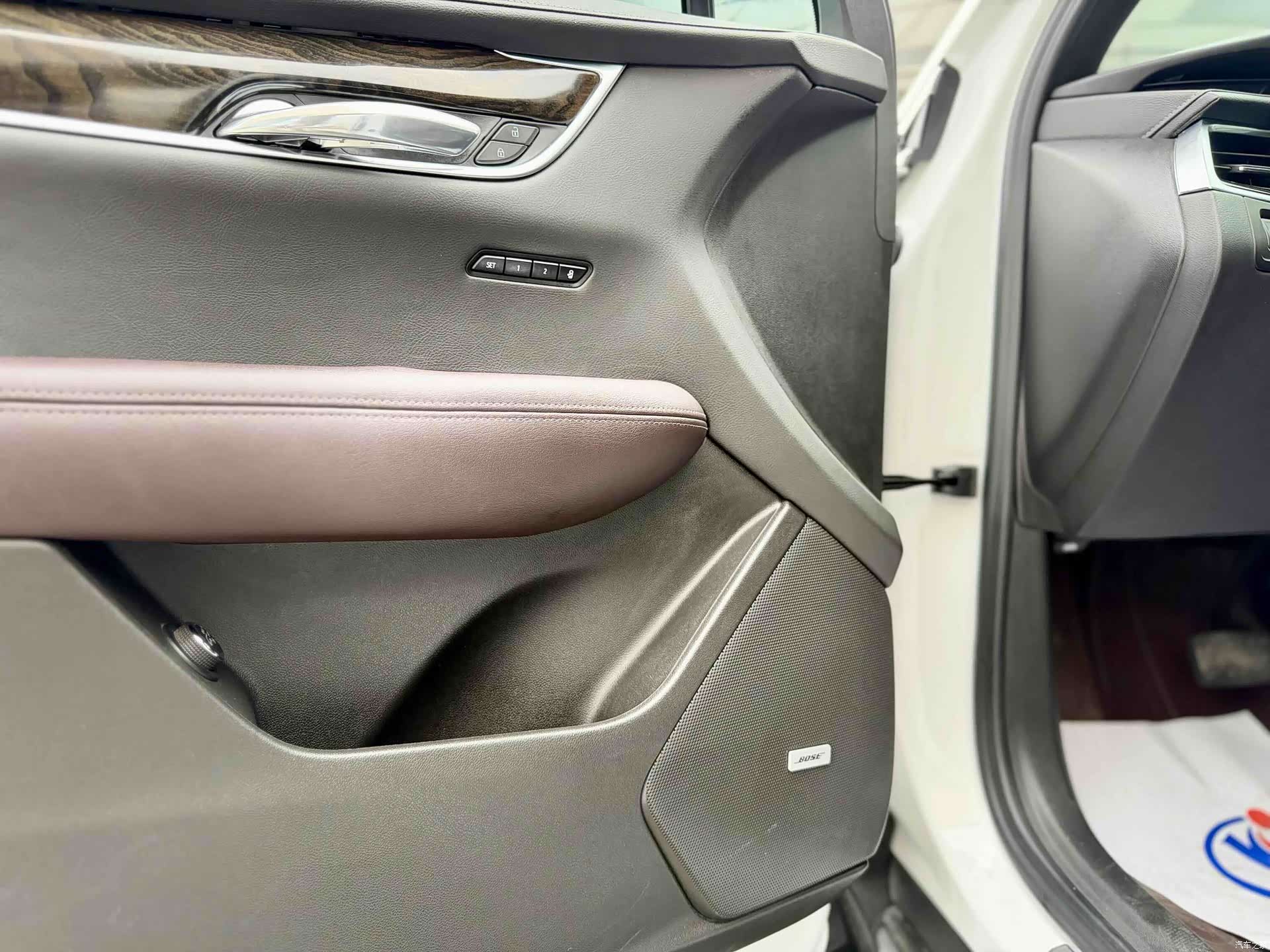 Cadillac XT6, 2023 11