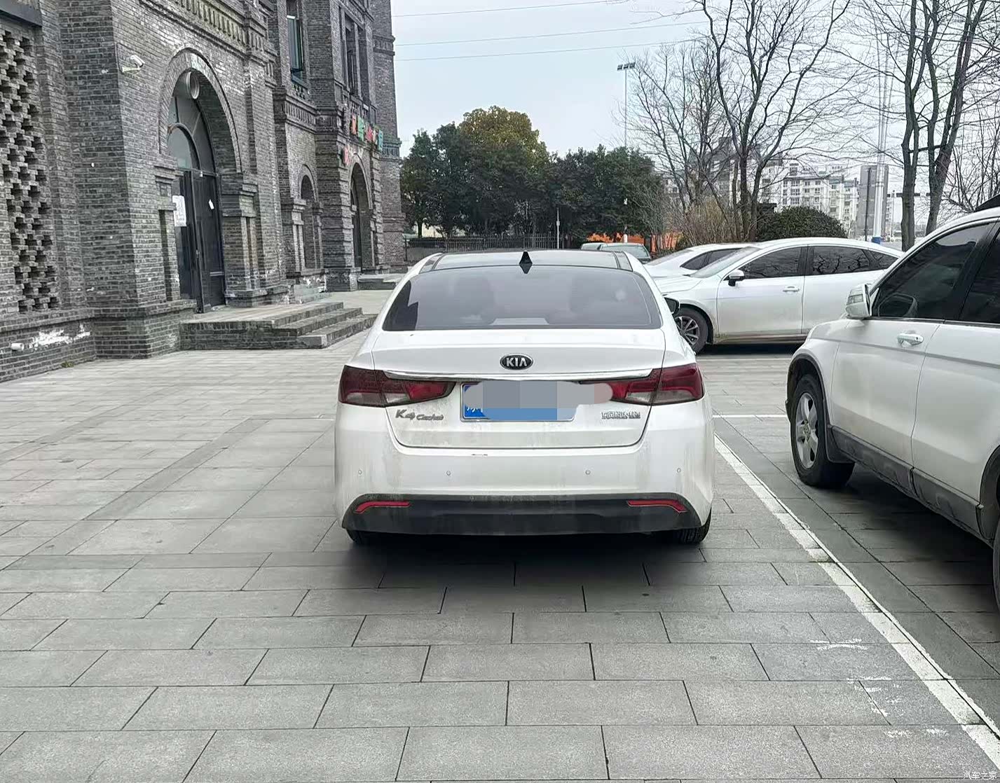 Kia GLS, 2017 3