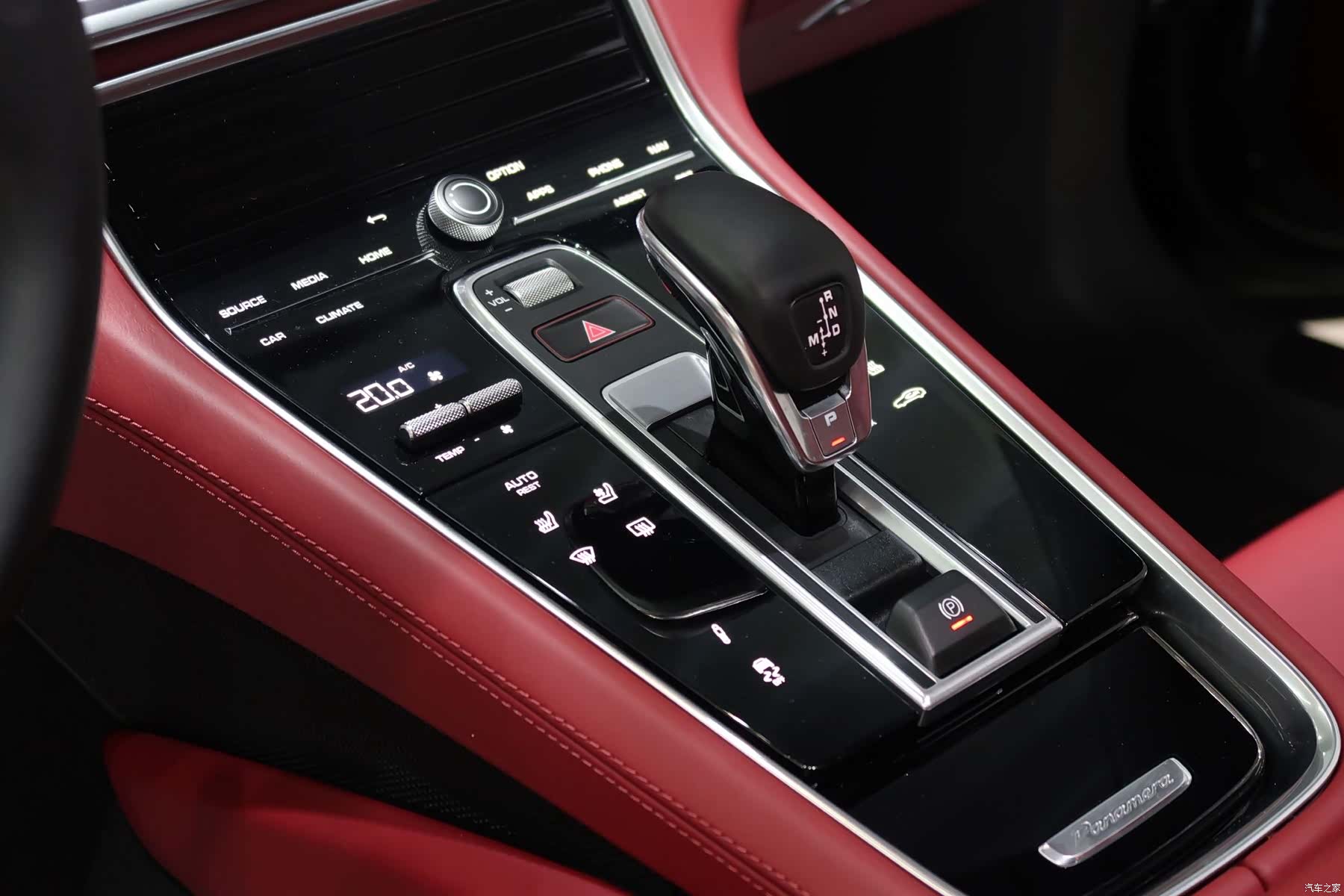 Porsche Panamera, 2023 9
