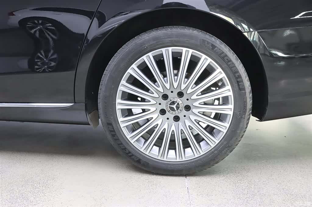 Mercedes-Benz E-Class, 2021 33