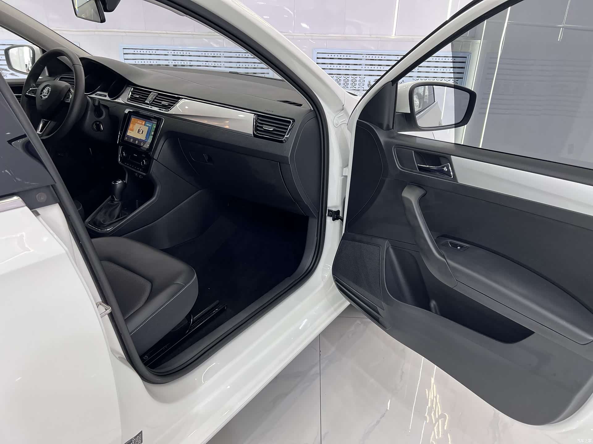 Skoda Rapid, 2022 16