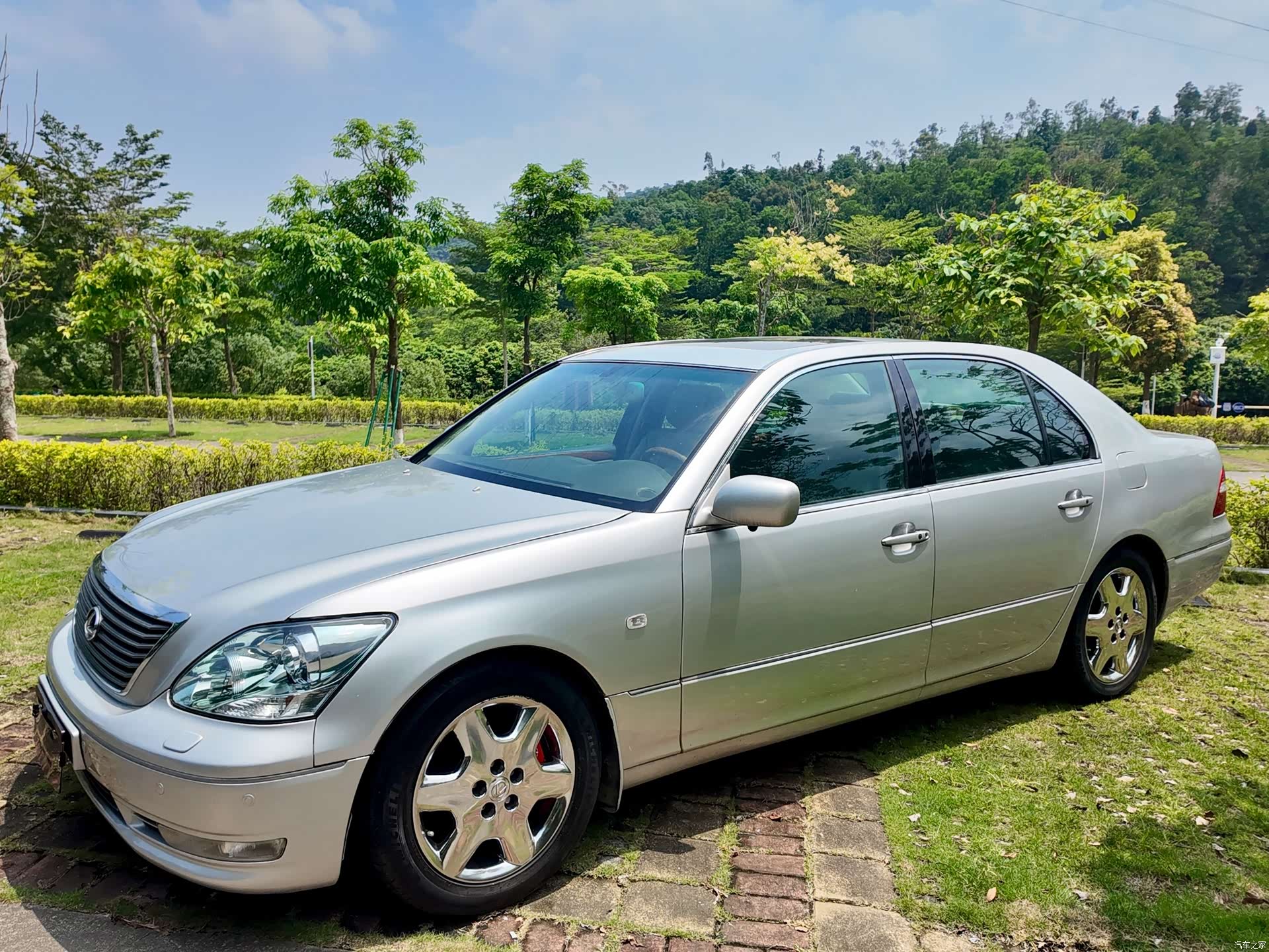 Lexus LS, 2005 51