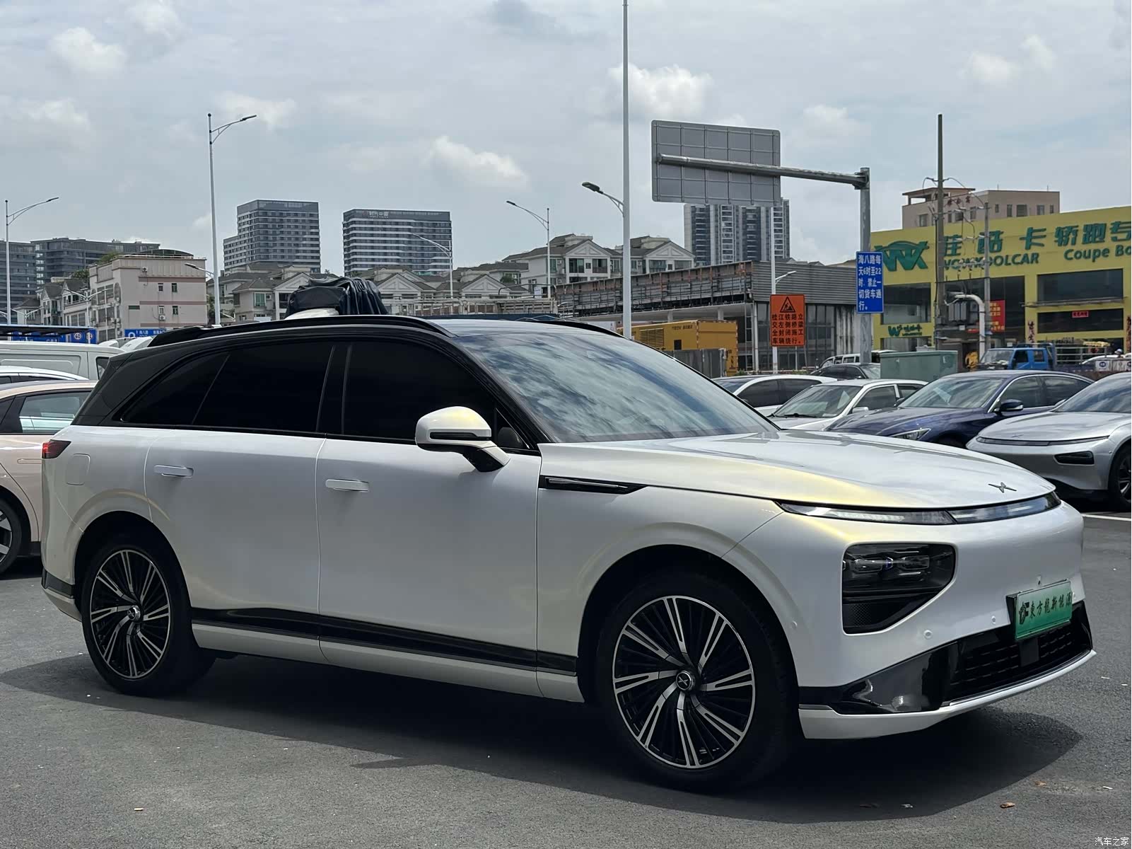 Xpeng G9, 2025 все фото