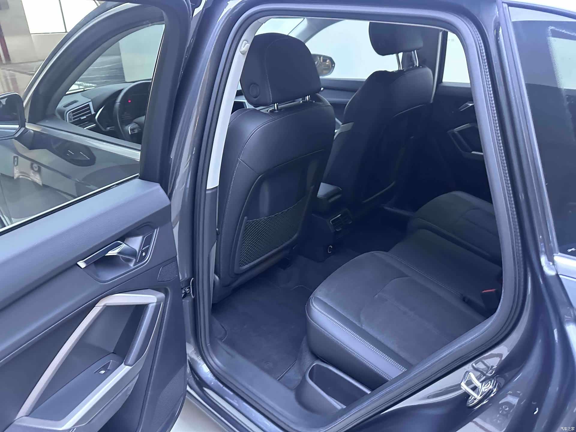 Audi Q3, 2022 9