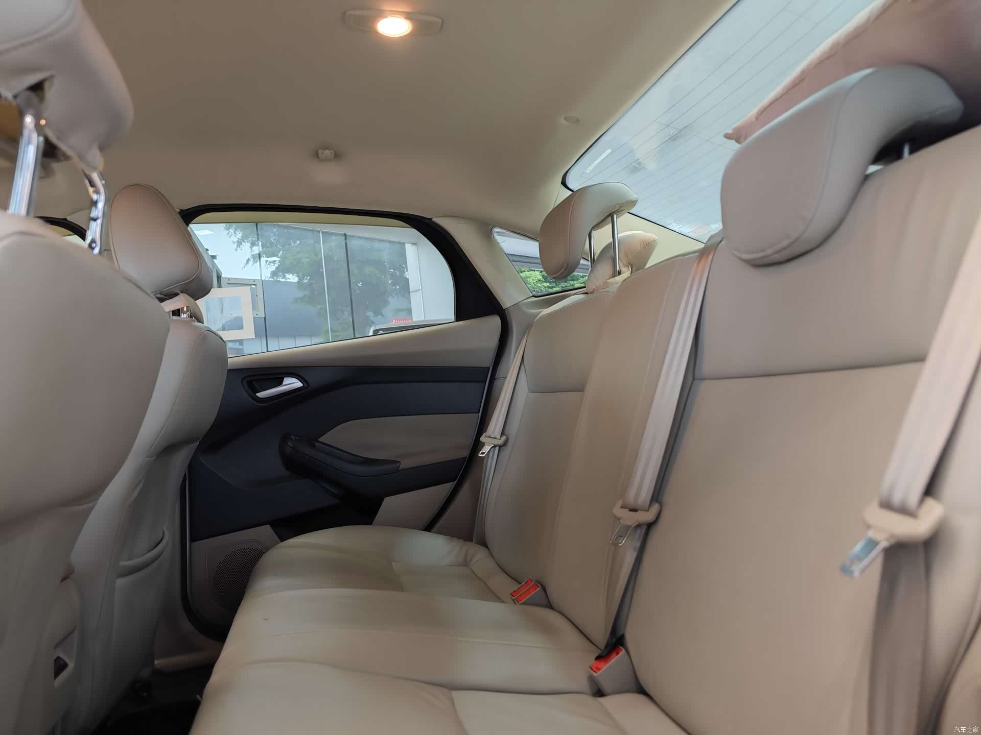 Ford Focus, 2016 22