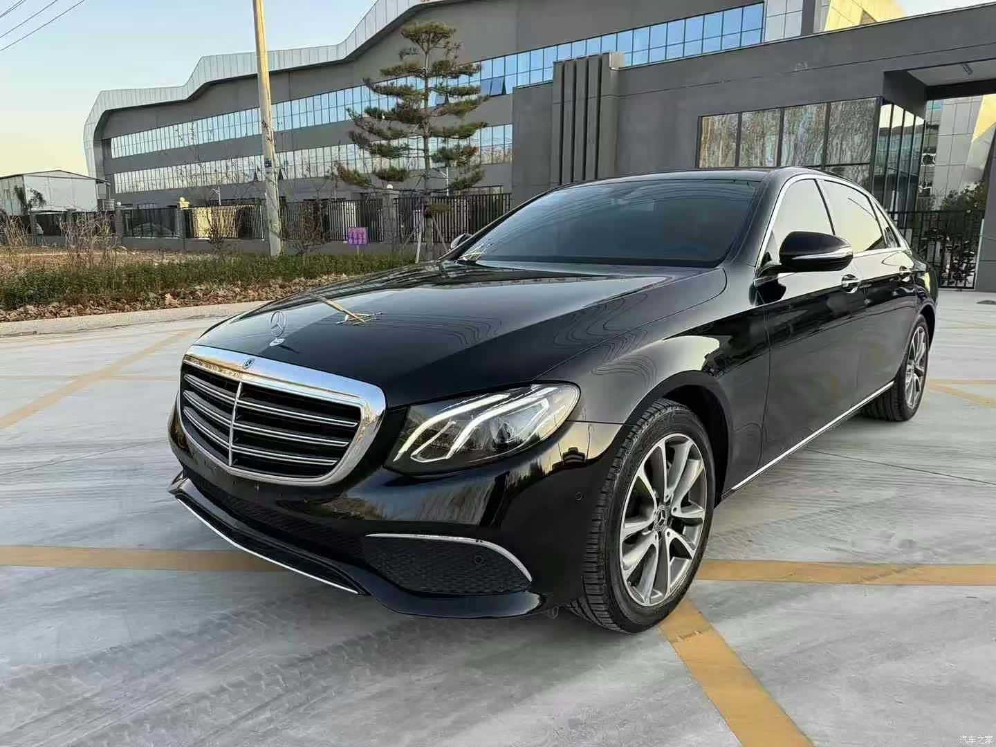 Mercedes-Benz E-Class, 2019 1