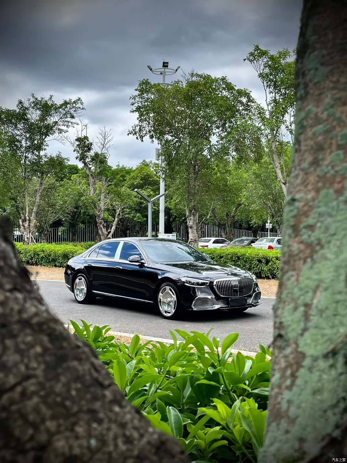Mercedes-Benz S-Class, 2024 3