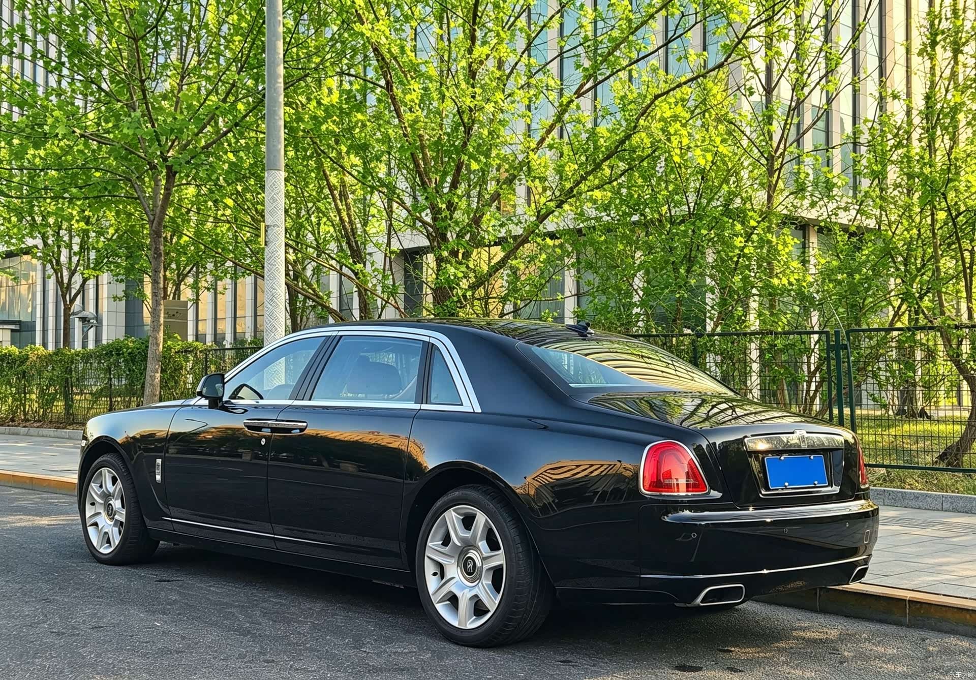 Rolls-Royce Ghost, 2014 3