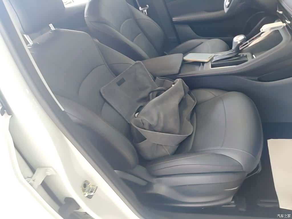 Roewe i5, 2025 25