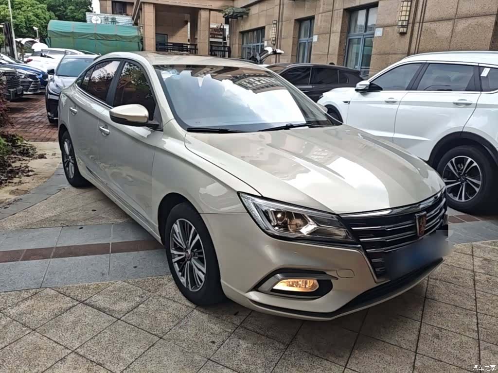 Roewe i5, 2018 4