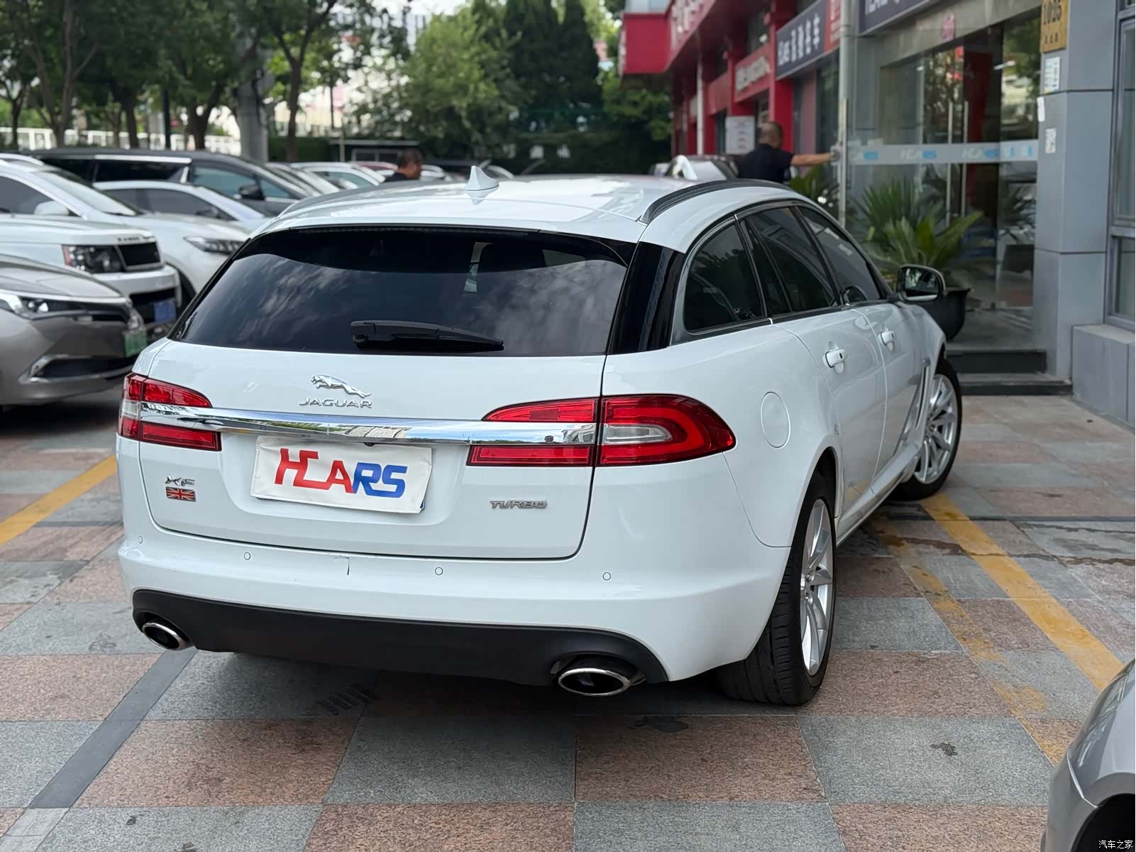 Jaguar XF, 2014 18