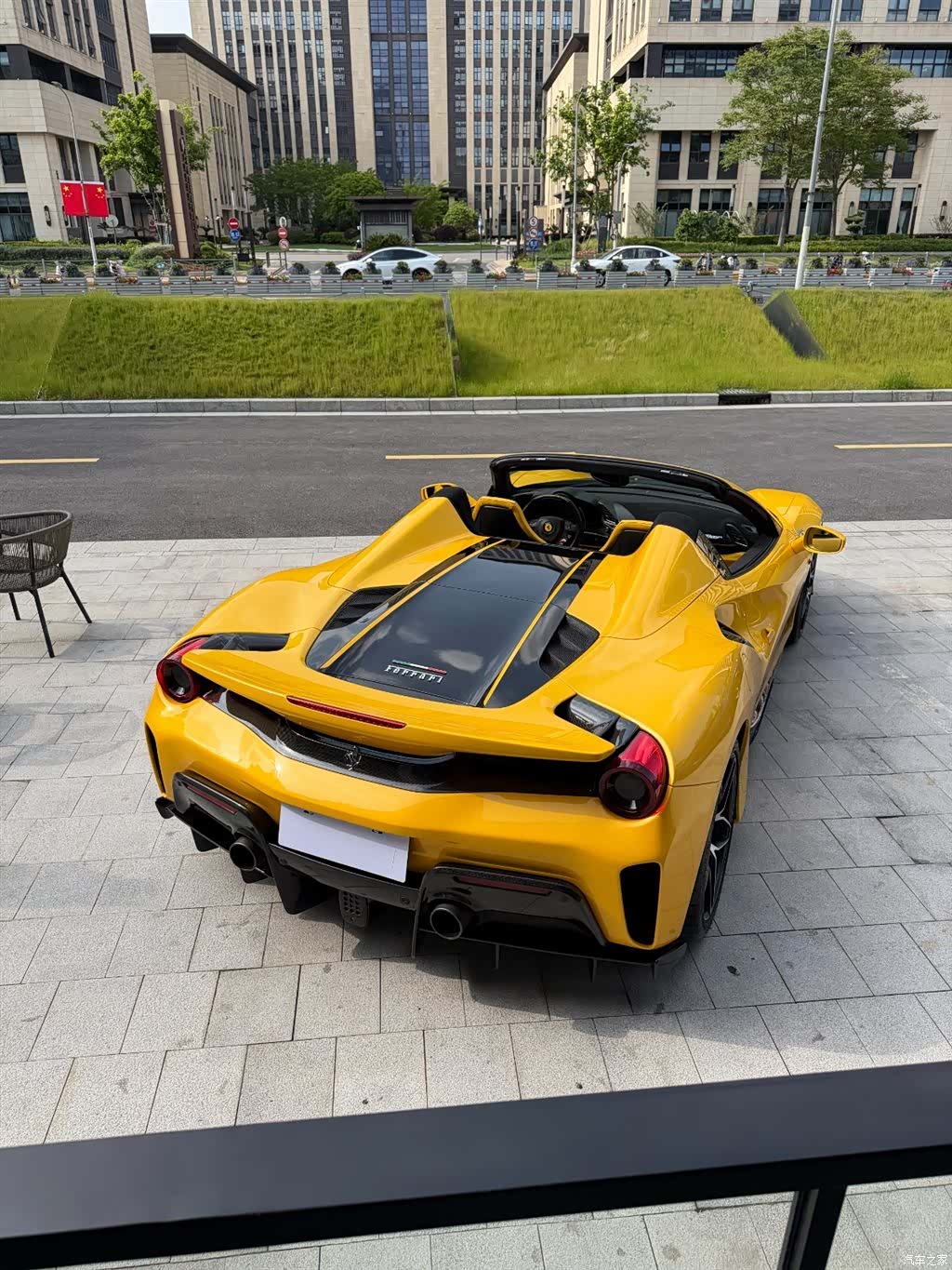 Ferrari 488, 2019 9