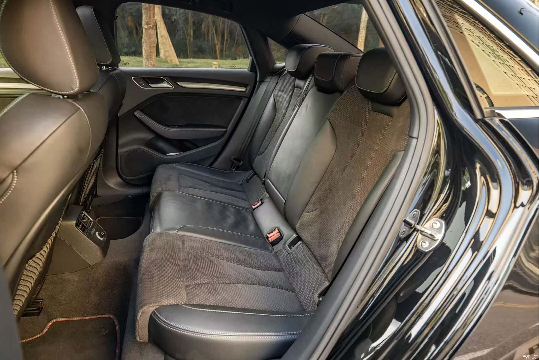 Audi S3, 2019 все фото