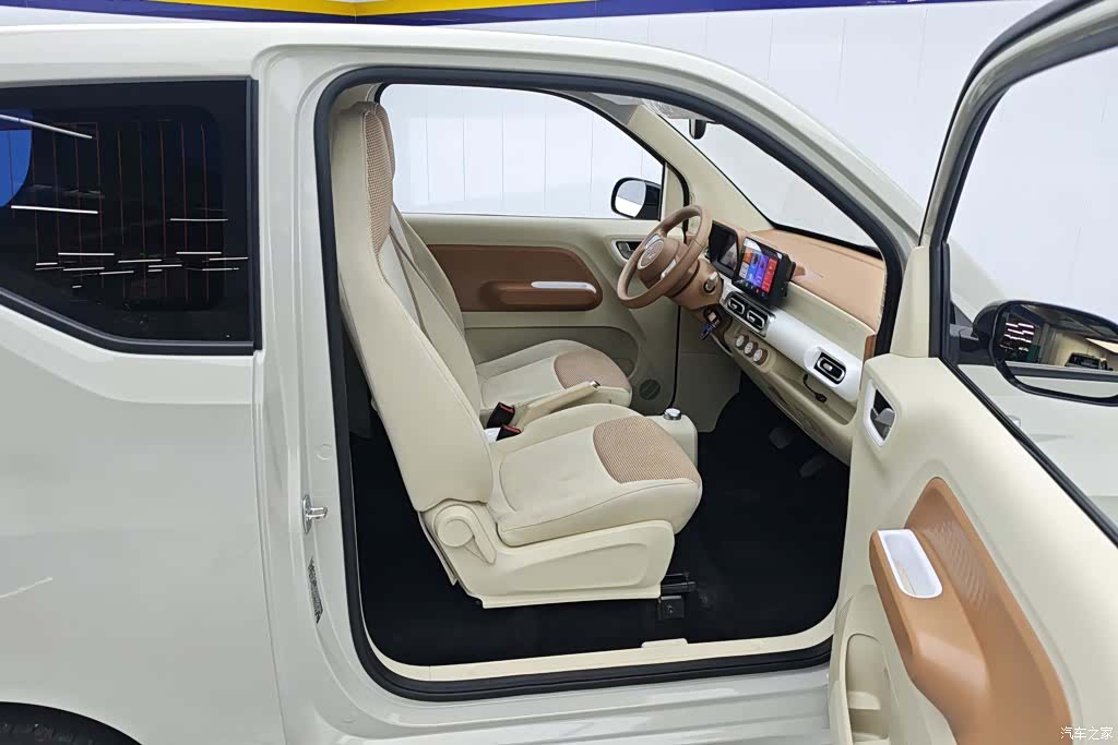 Wuling MINIEV, 2025 8