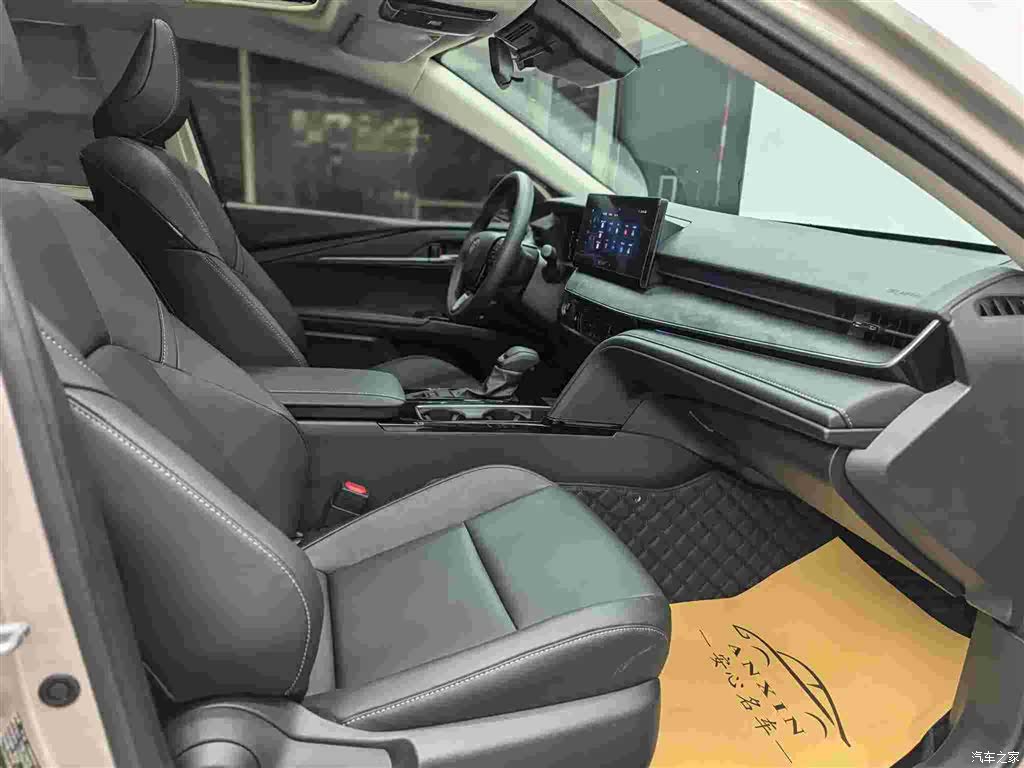 Toyota Camry, 2025 21