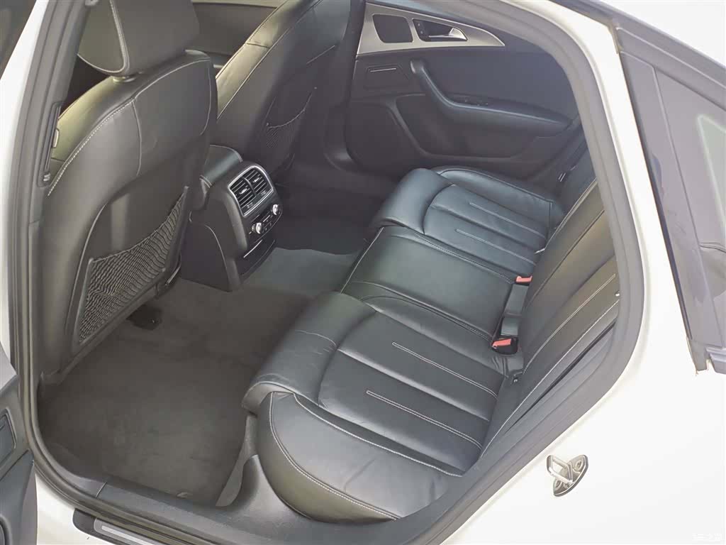 Audi A6L, 2018 12