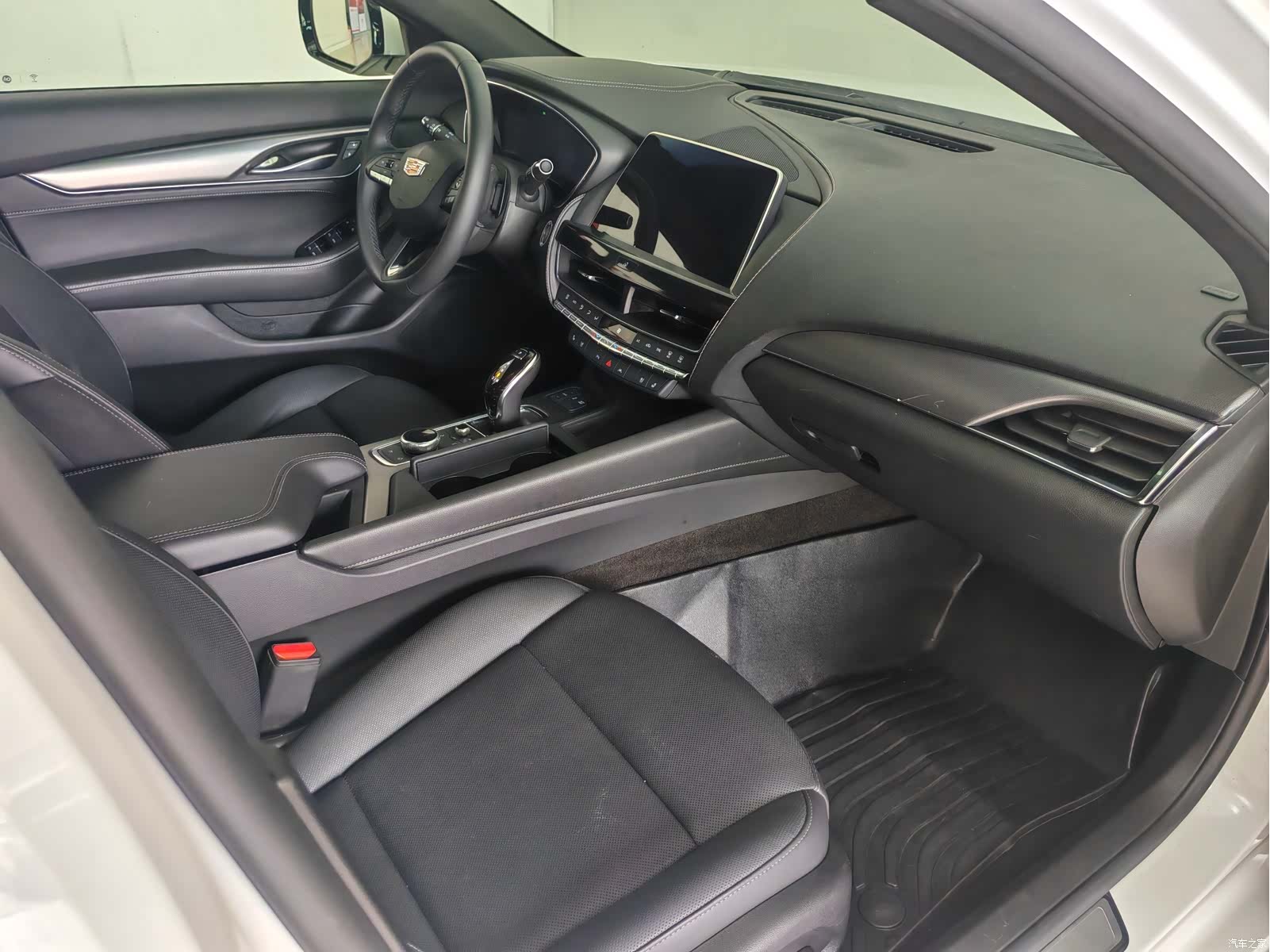 Cadillac CT5, 2024 9