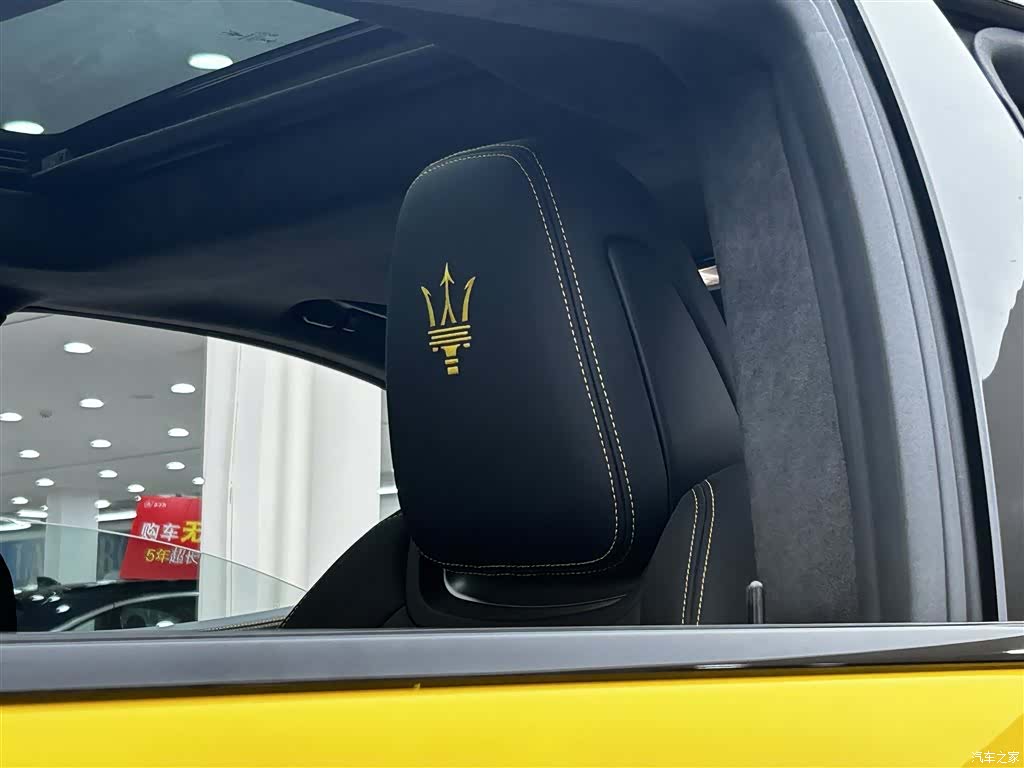 Maserati Ghibli, 2024 23