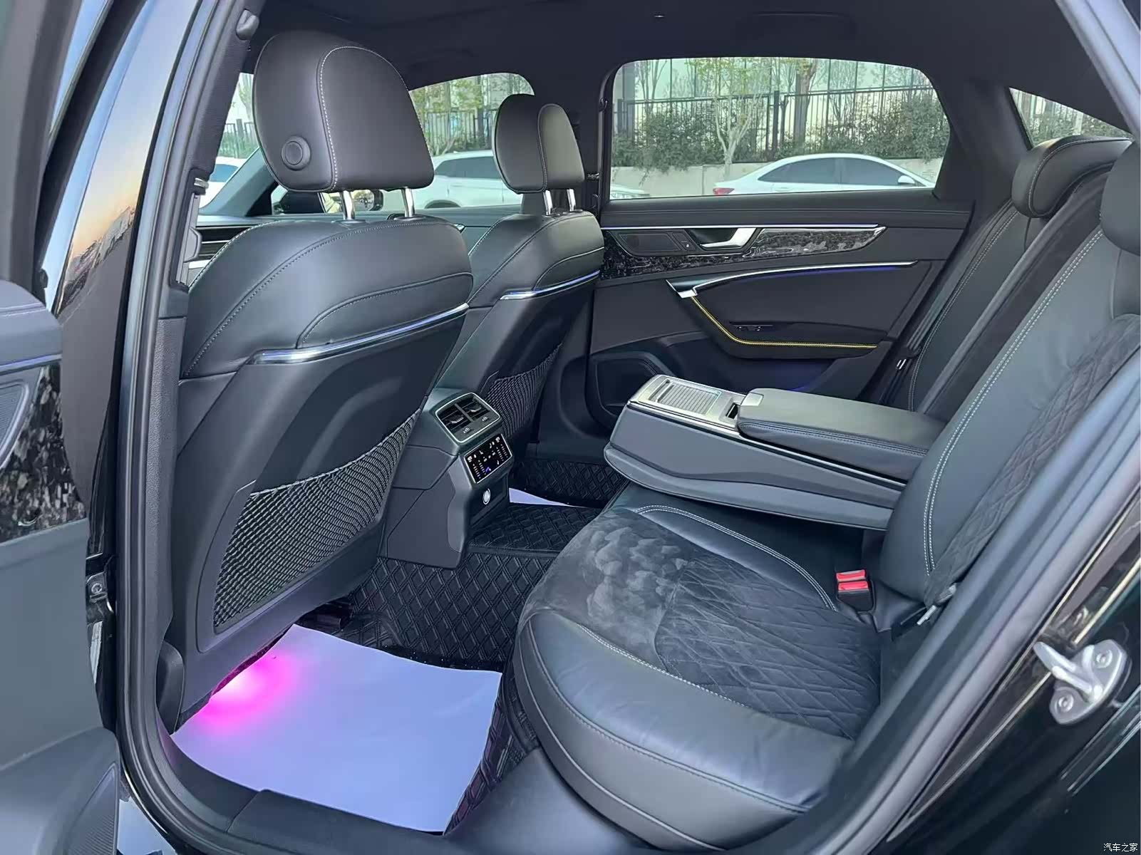 Audi A6L, 2020 7
