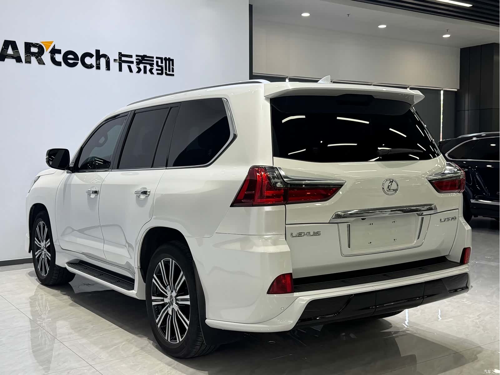 Lexus LX, 2019 все фото
