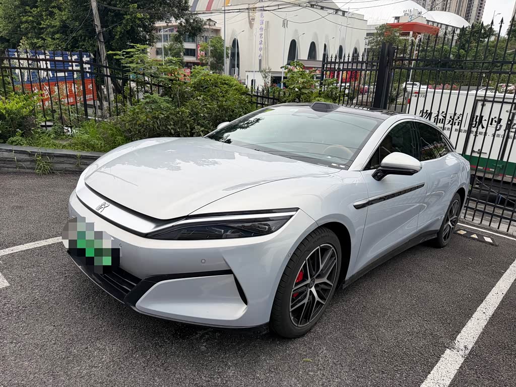 BYD Han L