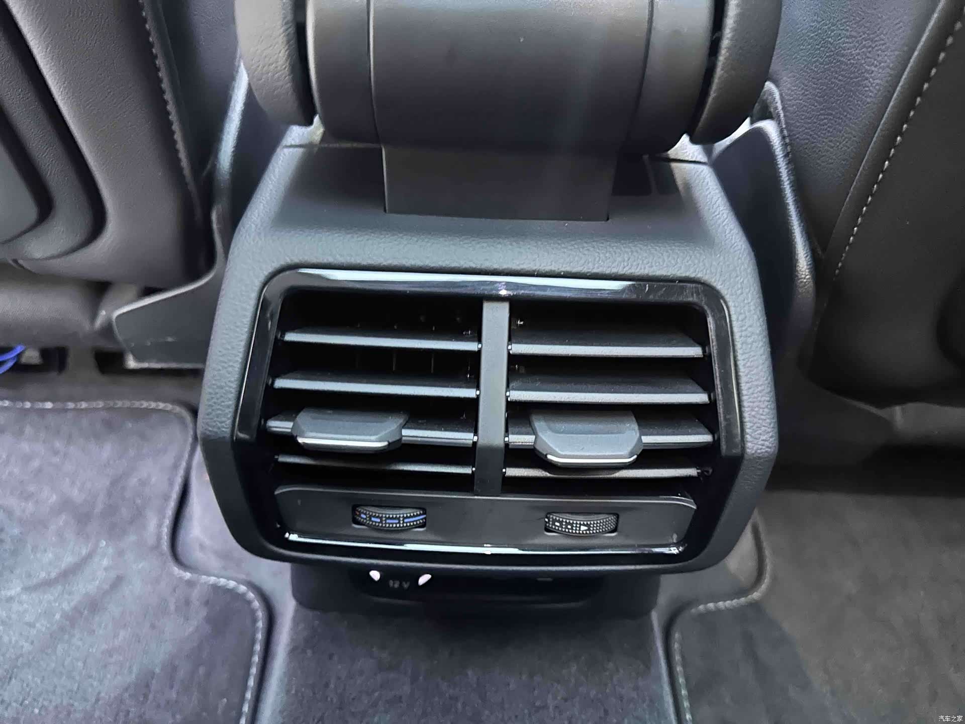 Audi Q3, 2022 18