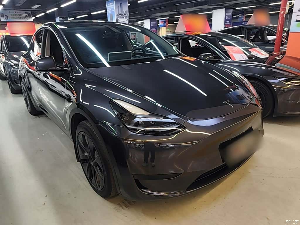 Tesla Model Y, 2024 4