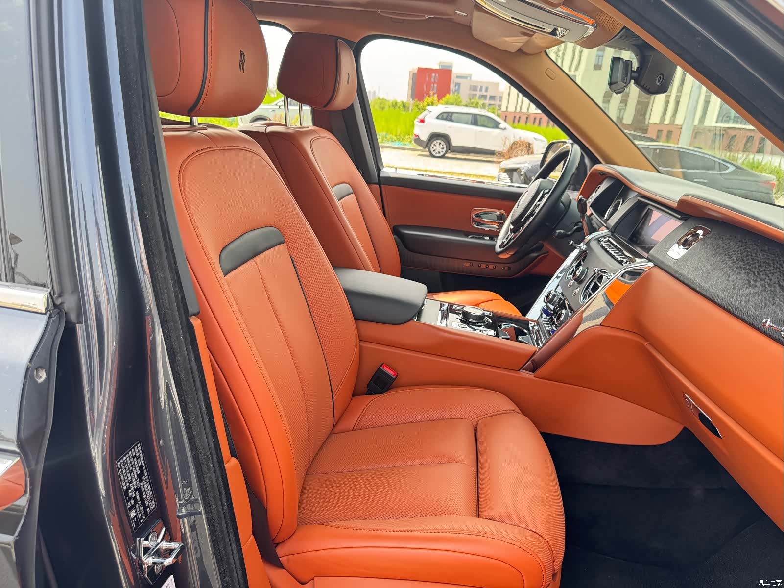 Rolls-Royce Cullinan, 2019 21