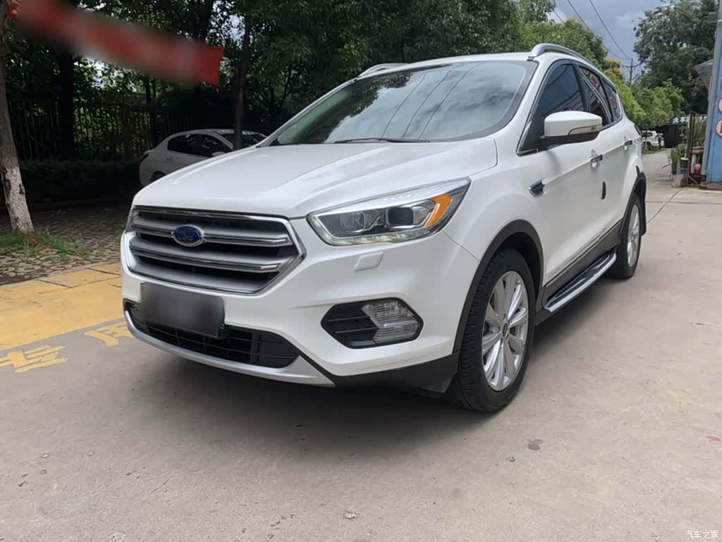 Ford Kuga, 2017 1