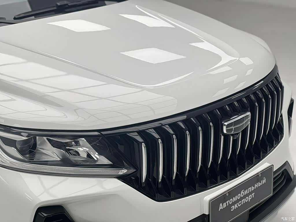 Geely X6, 2022 8