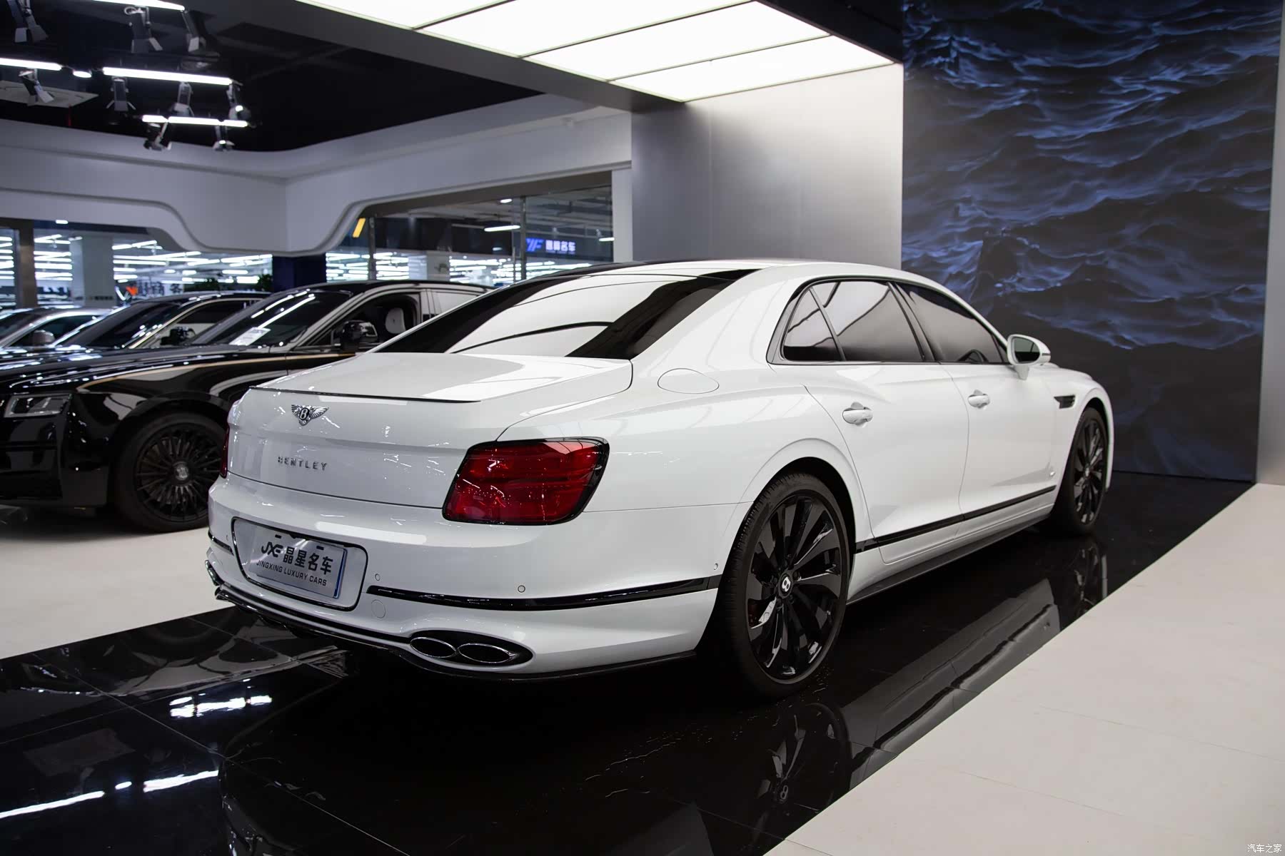 Bentley Flying Spur, 2021 13