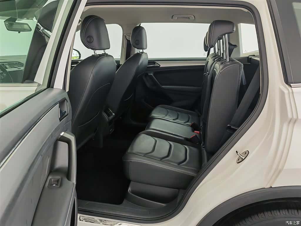 Volkswagen Tiguan L, 2018 15