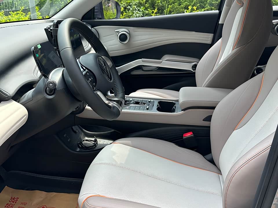 BYD Yuan PLUS