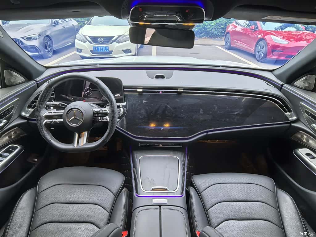 Mercedes-Benz E-Class, 2024 15