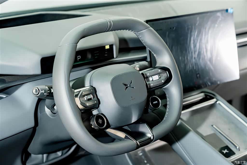 Xpeng P7, 2025 12