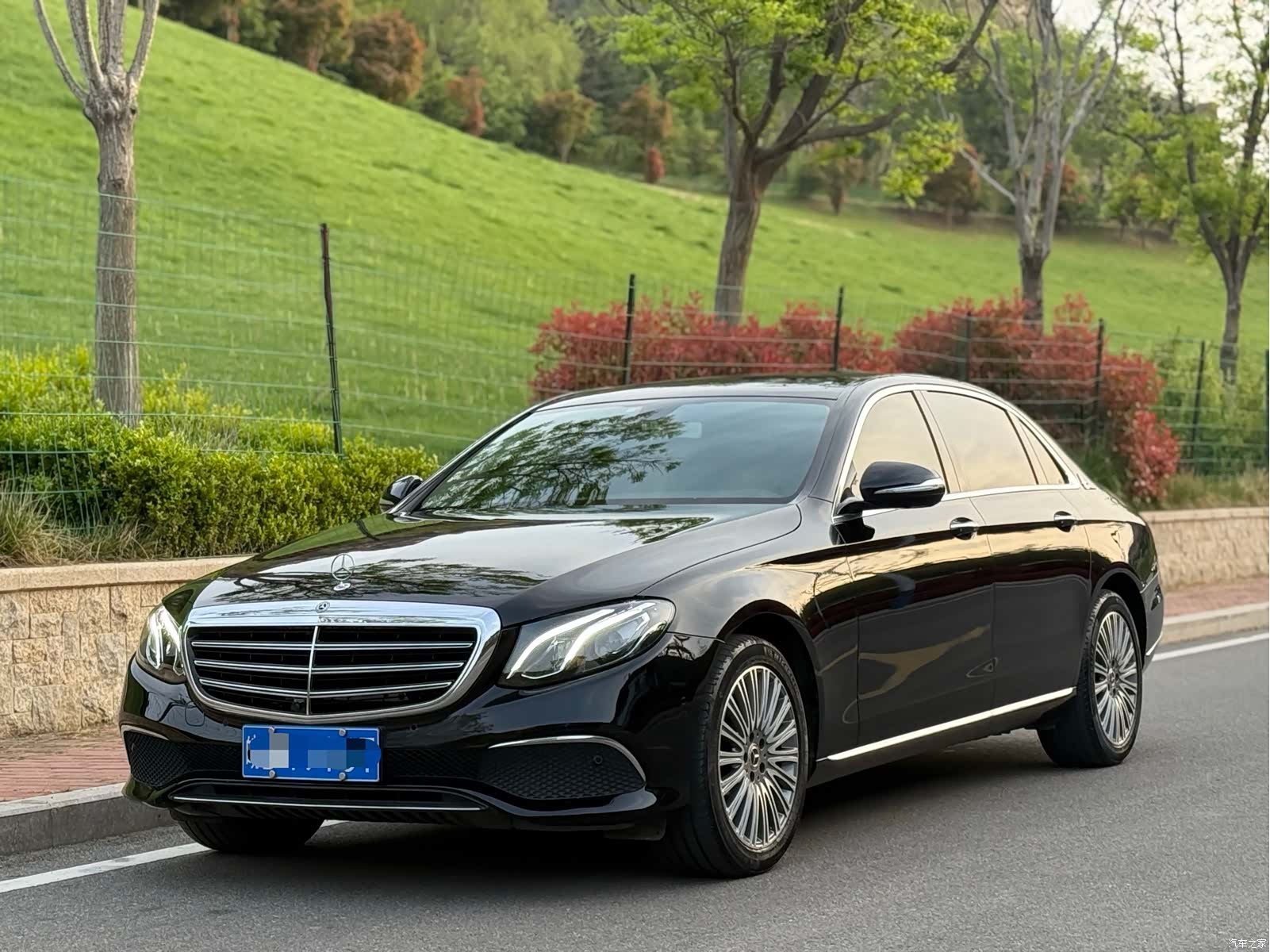 Mercedes-Benz E-Class, 2020 1