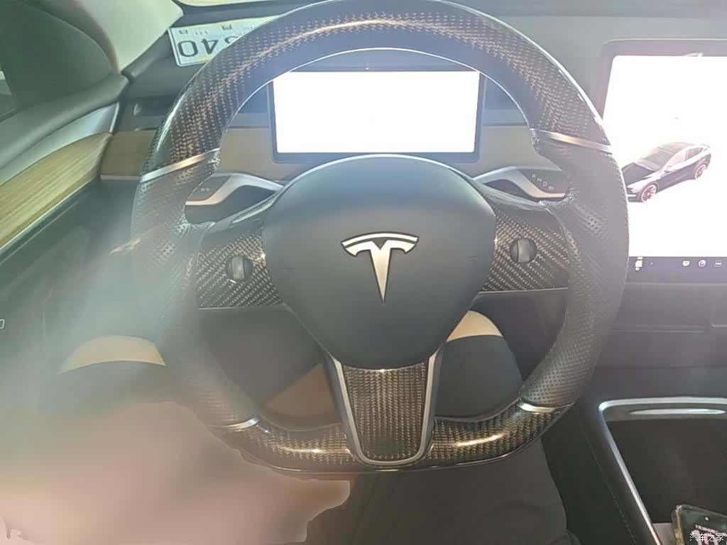 Tesla Model Y, 2022 11