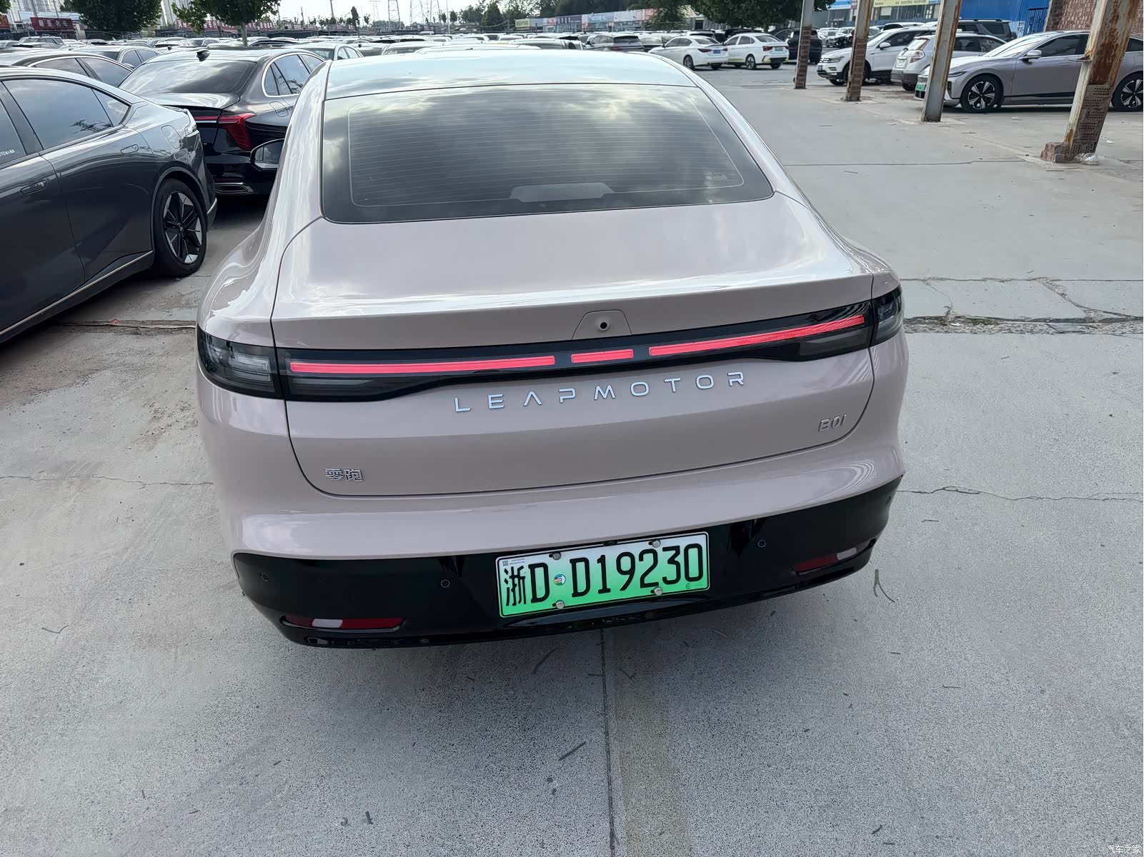 Leapmotor B01, 2025 11