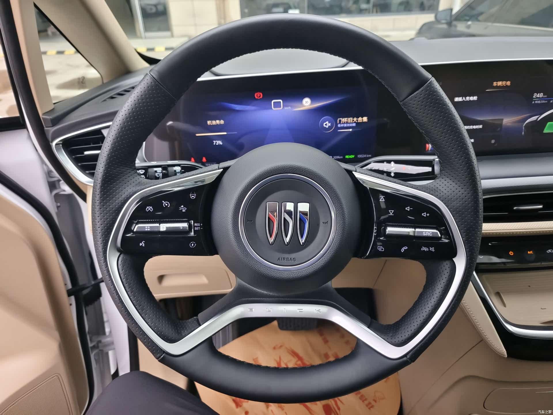 Buick GL8, 2025 9
