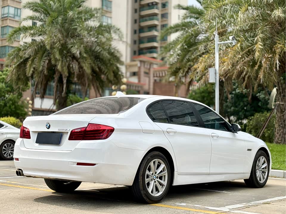 BMW 5 series BMW 5 series