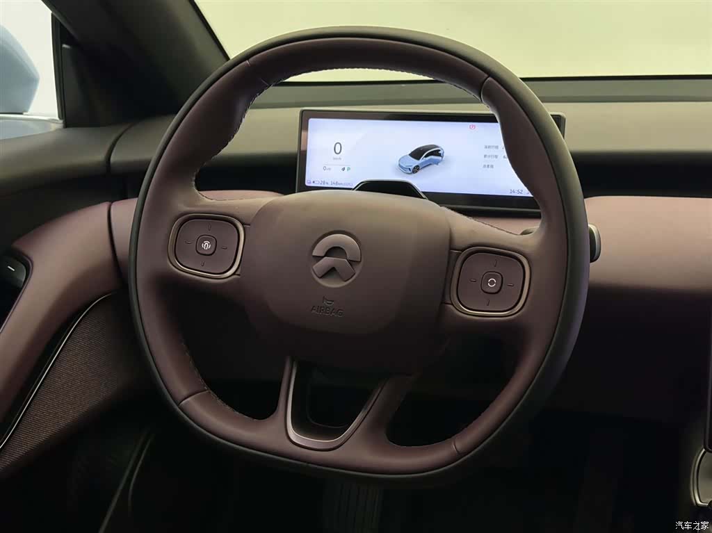NIO ET5, 2024 12