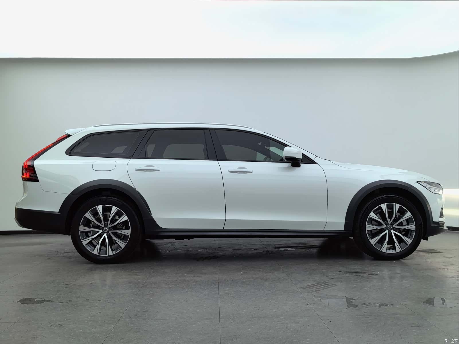 Volvo V90, 2021 11