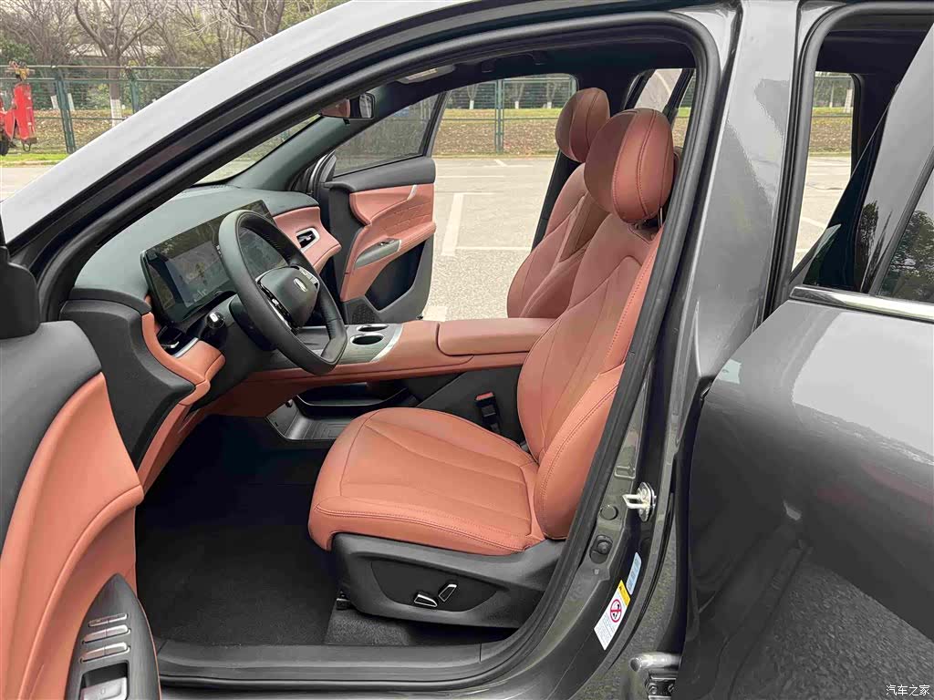 Changan CS75, 2025 13