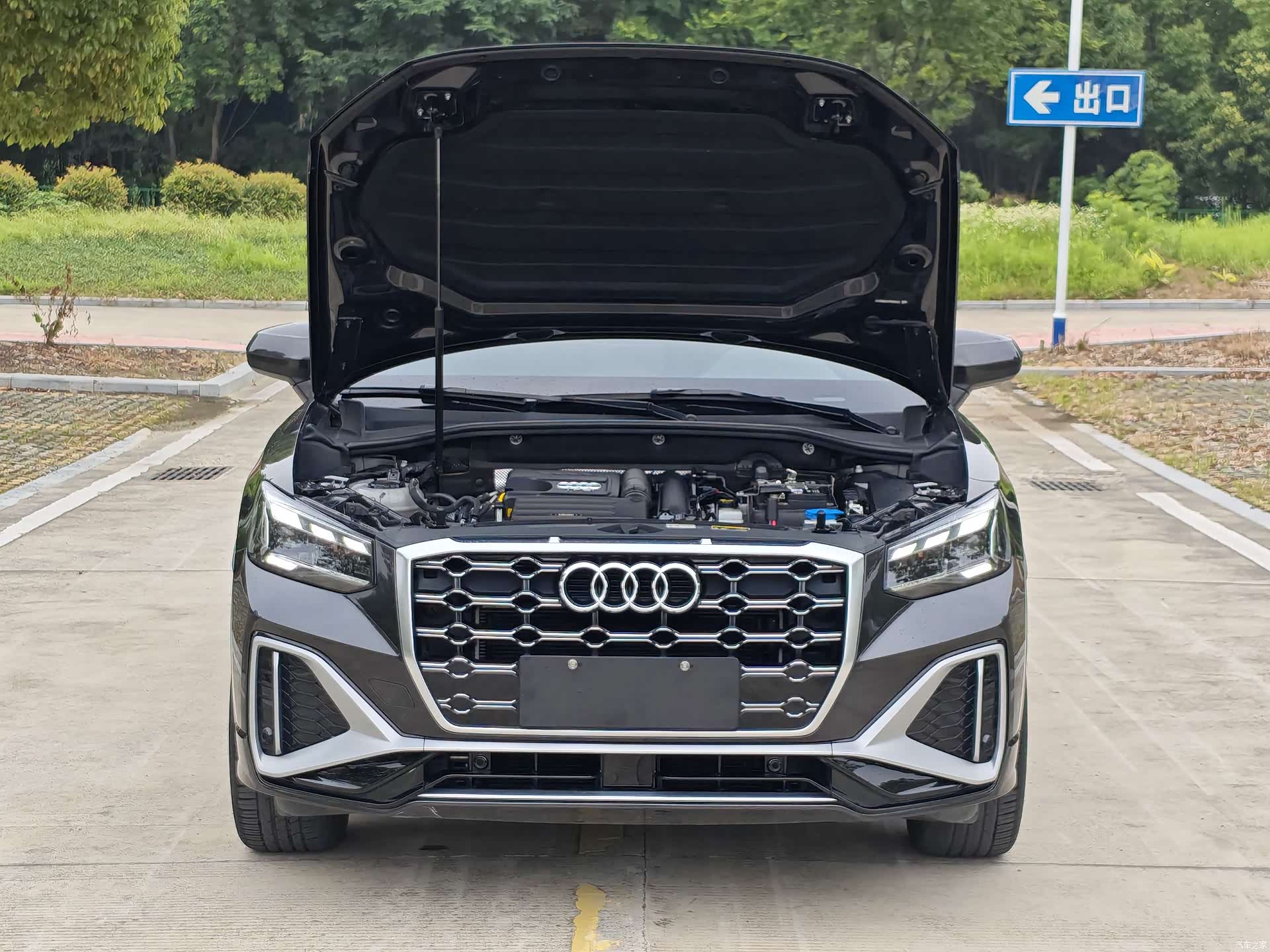 Audi Q2L, 2023 29
