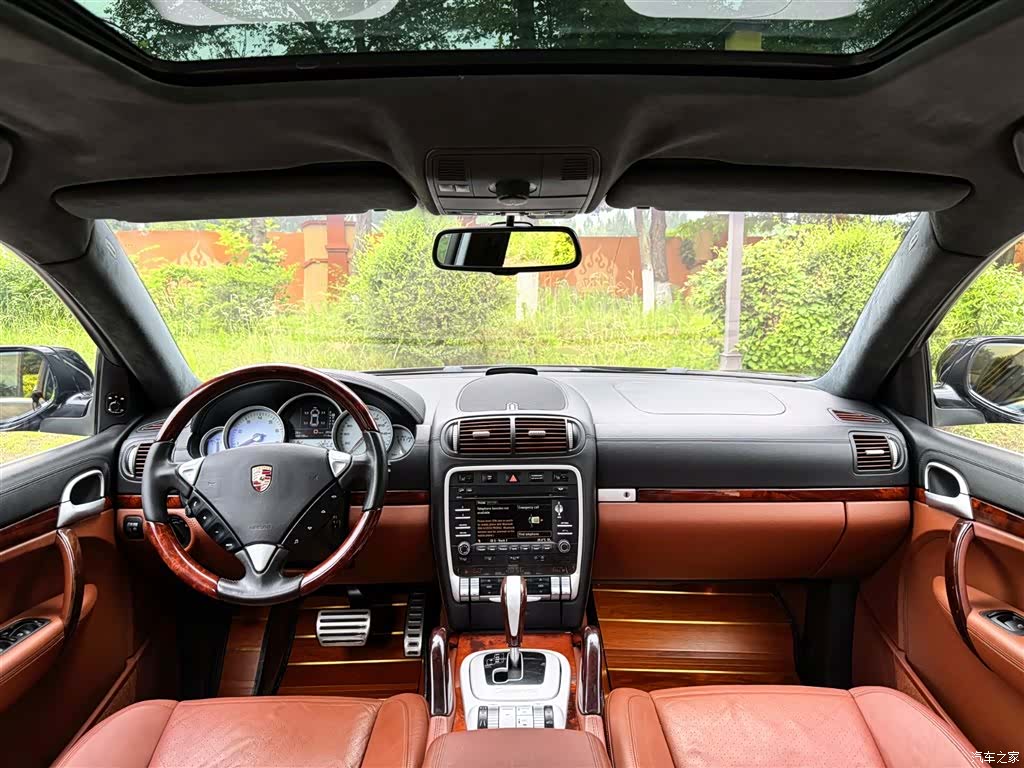 Porsche Cayenne, 2009 8