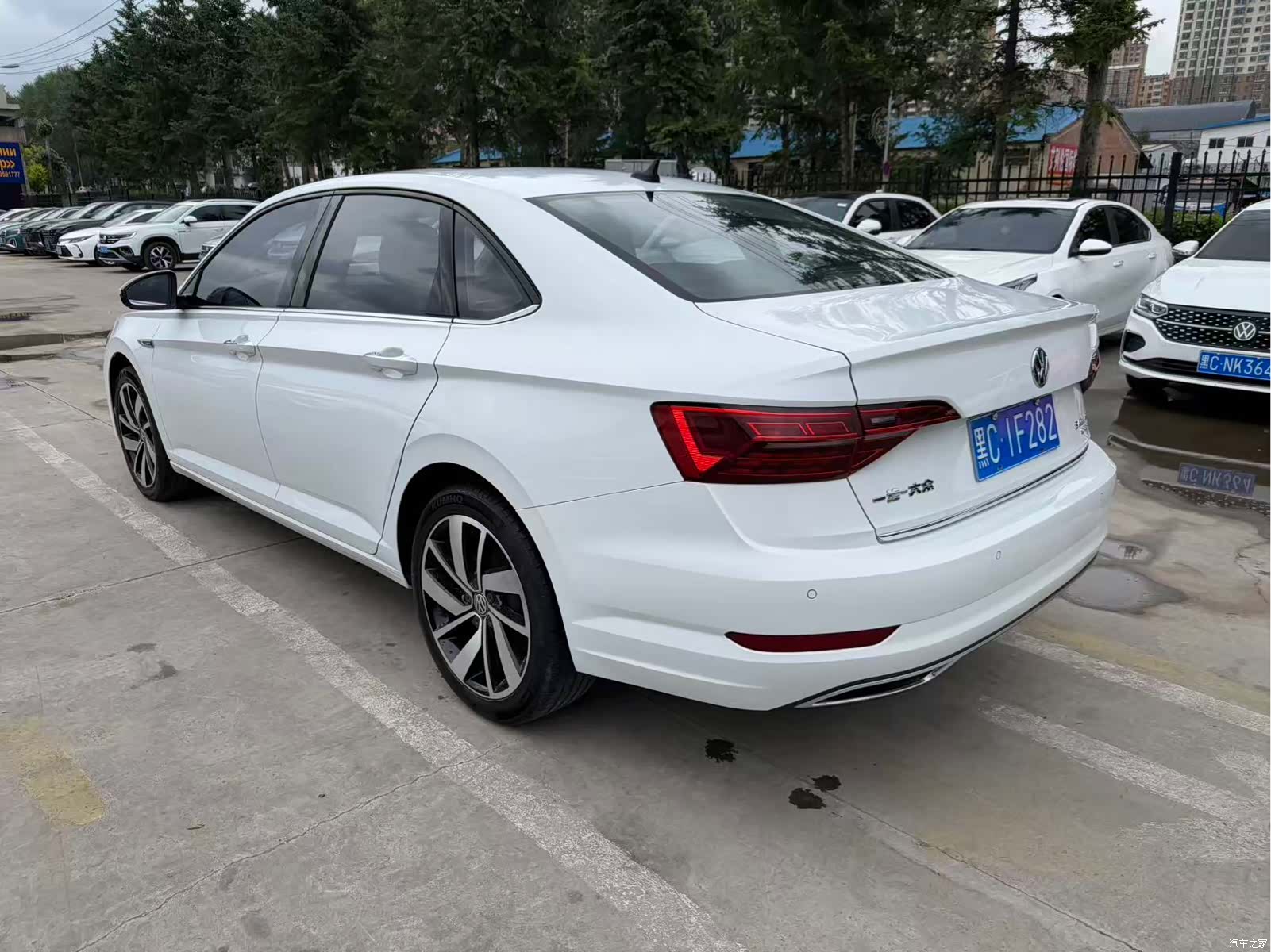 Volkswagen Sagitar, 2022 все фото