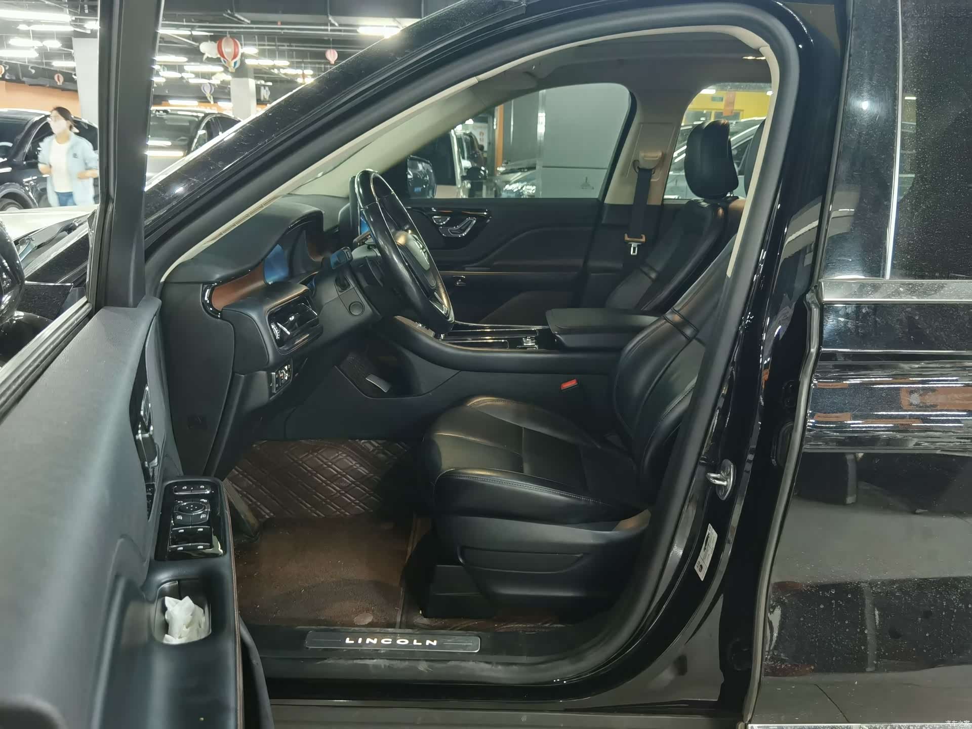 Lincoln Aviator, 2022 6