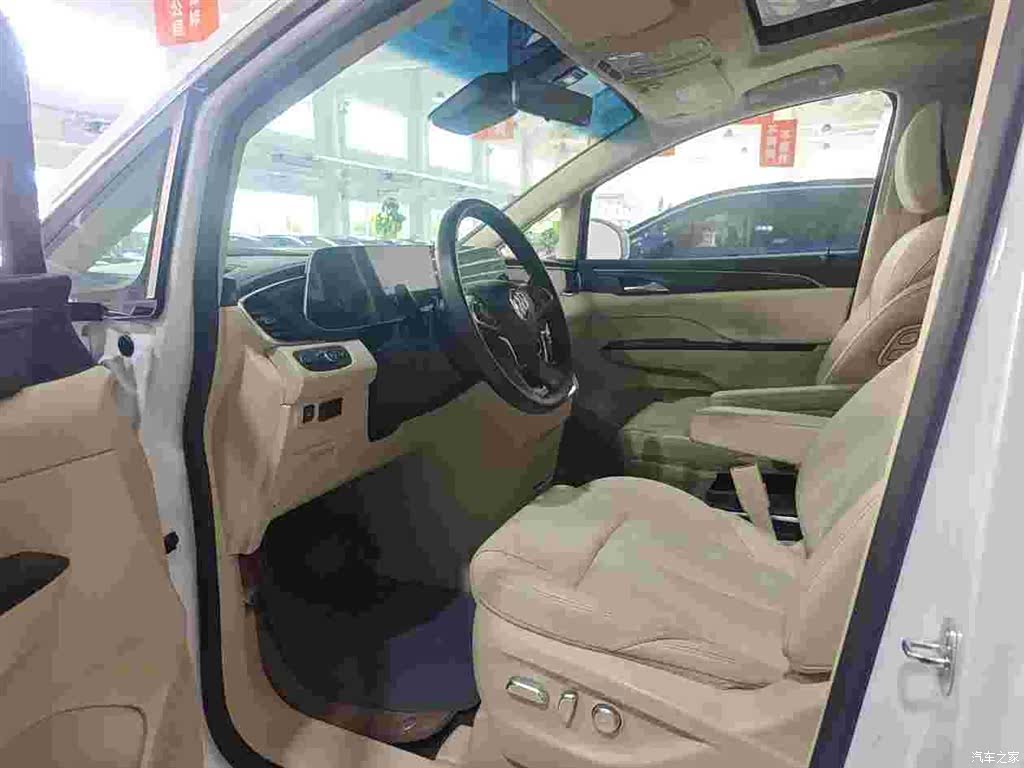 Buick GL8, 2022 9